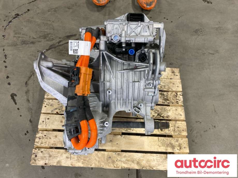 Motor elbil foran til Mercedes EQC 2019-->>  (A2933408400|A2933409300|A2933409600)