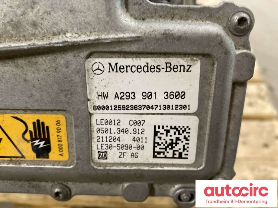 Motor elbil foran til Mercedes EQC 2019-->>  (A2933408400|A2933409300|A2933409600)