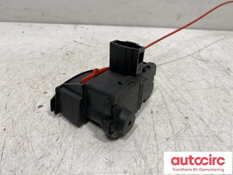 Tanklokk motor/aktuator til Porsche Cayenne 2010-2017 (92A) (92A) (958 504 153 03|8K0 862 153 H|)