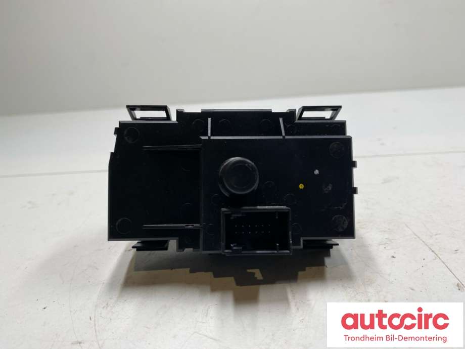 Bryter lys til BMW 3-Serie 2005-2011 (E90/E91/E92/E93) (E90/E91/E92/E93) (9169404|61 31 9 169 404|)
