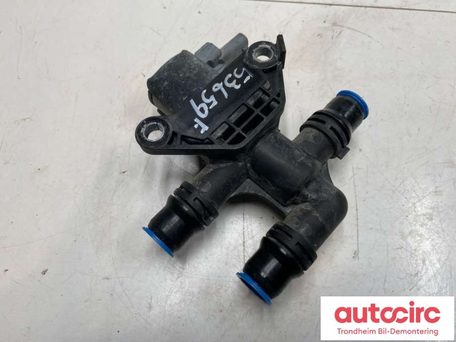 Ventil vann til Toyota Proace 2016-->> (Type II)  (9829266280|SU001B4217|)