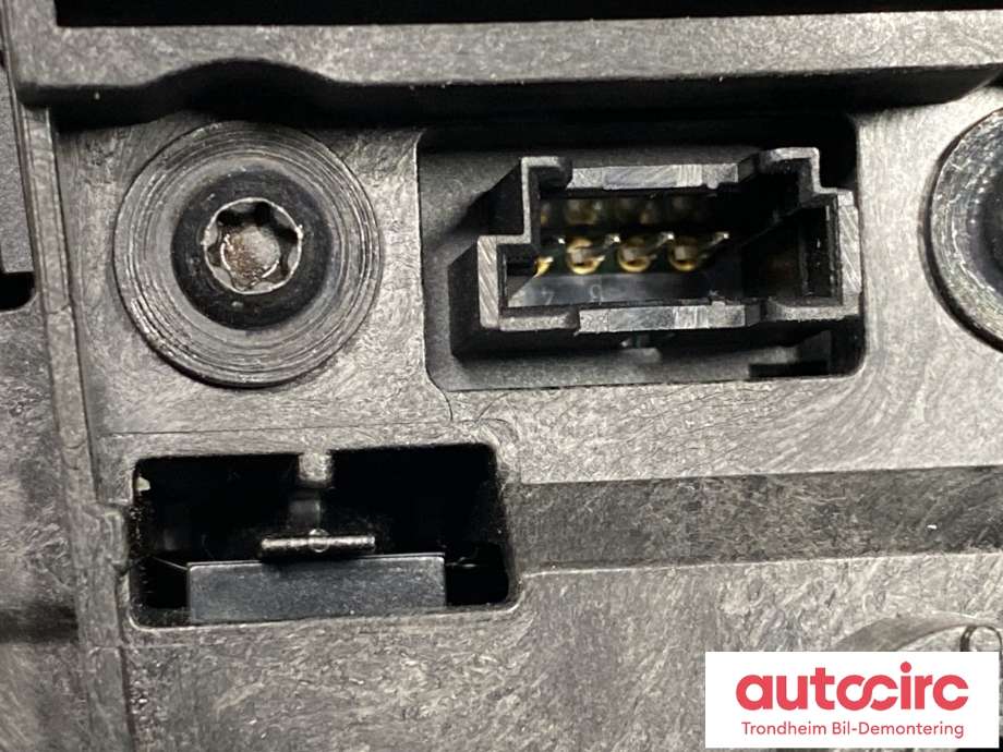 Girstang/girvelger automat til BMW 3-Serie 2018-->> (G20) (G20) (61 31 989 1338|)