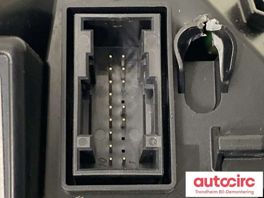 Instrumentpanel til Škoda Superb 2015-->> (Type III) (3V0 920 794 C|)