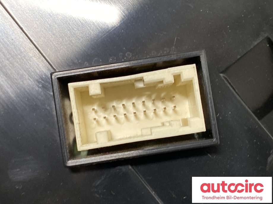 Instrumentpanel til Peugeot Expert 2016-->> (Type III)  (98 225 148 80|)