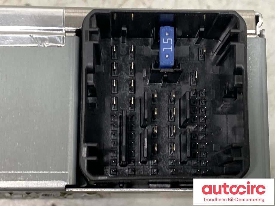 Bilstereo til Peugeot Expert 2016-->> (Type III)  (16 238 074 80|98 227 303 80|)