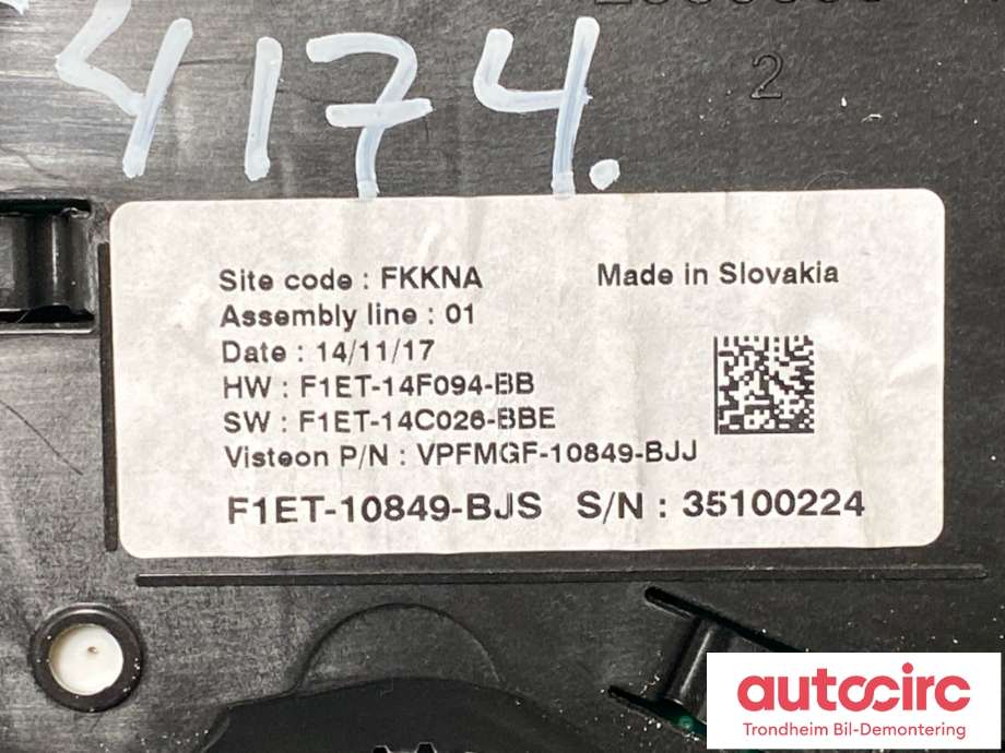 Instrumentpanel til Ford Focus 2014-2018 (Type III, Fase 2)  (2303634|F1ET-10849-BJX|)