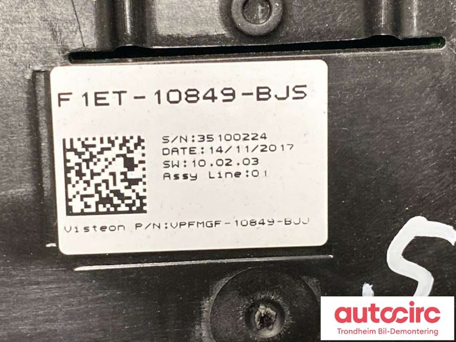 Instrumentpanel til Ford Focus 2014-2018 (Type III, Fase 2)  (2303634|F1ET-10849-BJX|)