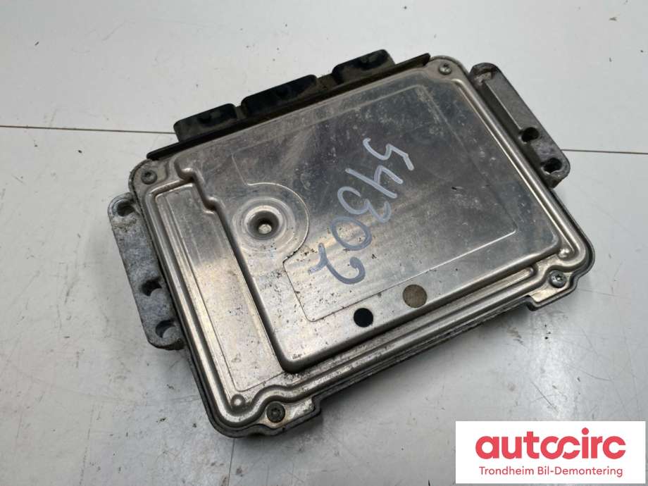 Styreenhet motor til Volvo V50 2004-2007 (Fase 1)  (FOMOCO|8692329|4N51-12A650-BA|36000595)