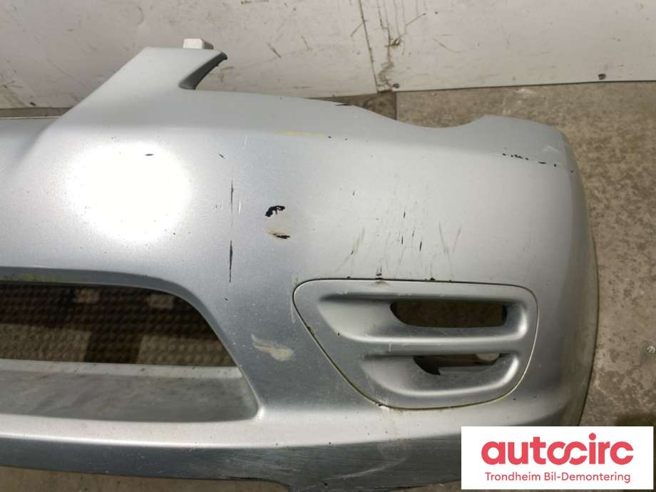 Støtfanger foran til Subaru Legacy 2003-2007 (Type IV, Fase 1)  (57704AG000|)