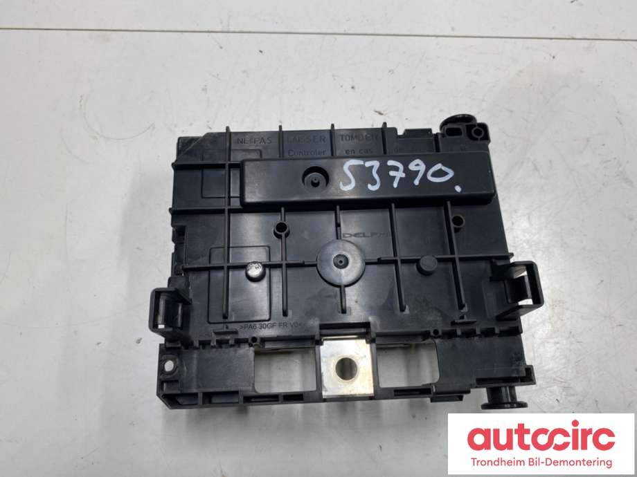 Sikringsboks motorrom til Peugeot 3008 2009-2016 (Type I) (DELPHI|9667044980|98 070 285 80|)
