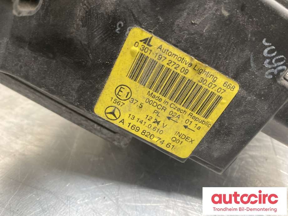 Frontlykt høyre xenon til Mercedes A-Klasse 2005-2012 (W169) (W169) (A1698207461|A 169 820 12 61|)