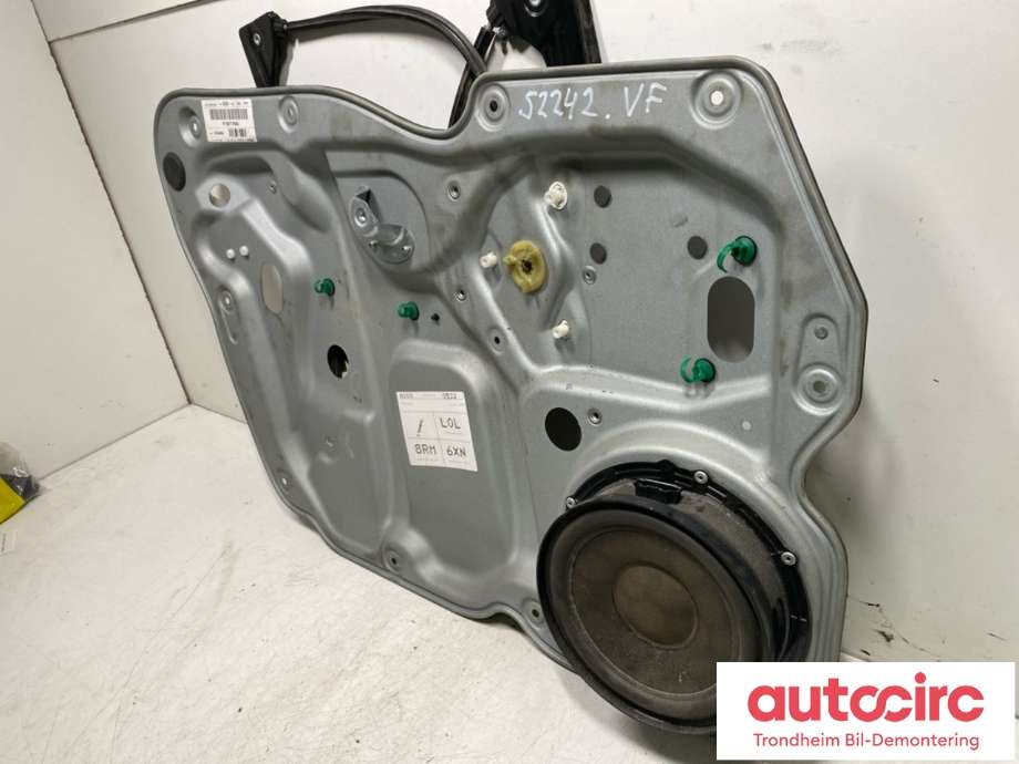 Ruteheis venstre foran til VW Touran 2003-2006 (Type I, Fase 1) (1T0 839 461 P|)