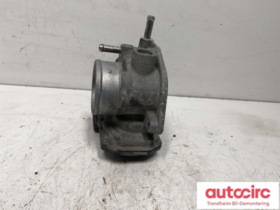 Spjeldhus til Toyota Yaris 2014-2020 (Type III, Fase 2) (2203047040|22030-47040|47070-12010)