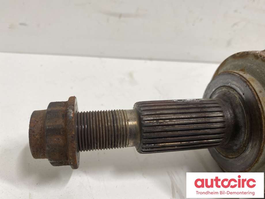 Drivaksel høyre foran, diesel/automat til Toyota Avensis 2009-2015 (Type III, Fase 1) (4341005490|)