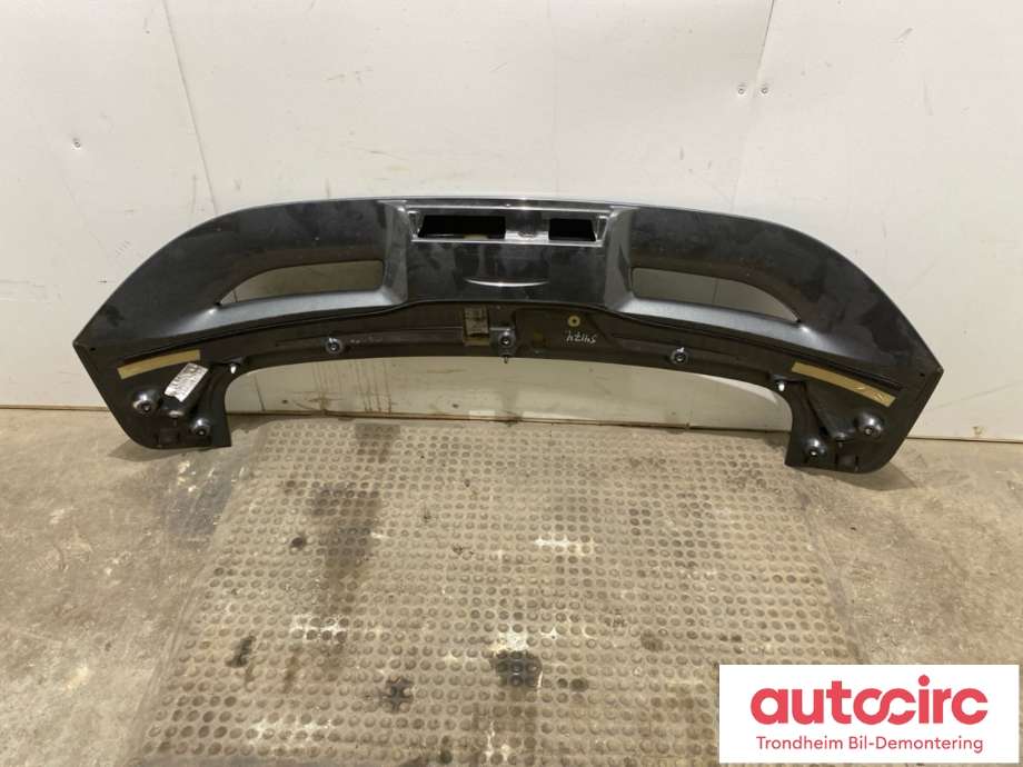 Spoiler bakluke til Ford Focus 2014-2018 (Type III, Fase 2) (1869306|AMBM5J-A44230-ADXWAA|)