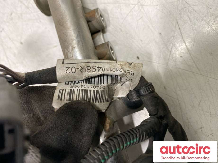 Dyseskinne (fuelrail) til Renault Captur 2013-2020 (Type I)  (175226637R|166380783R|)