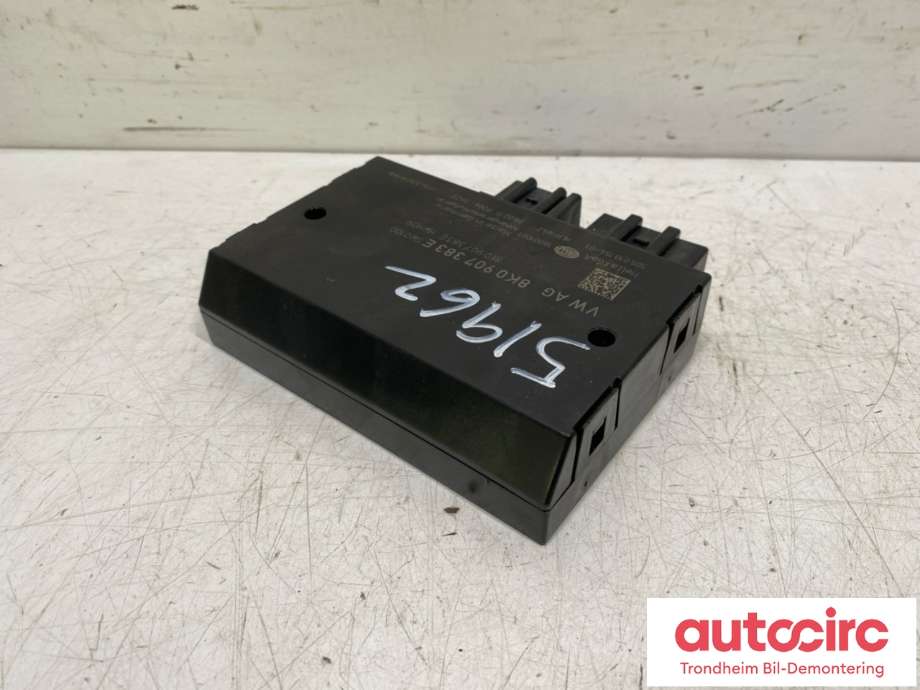Styreenhet hengerfeste til Audi A4 2007-2014 (Type IV) (B8) (B8) (8K0 907 383 E|)