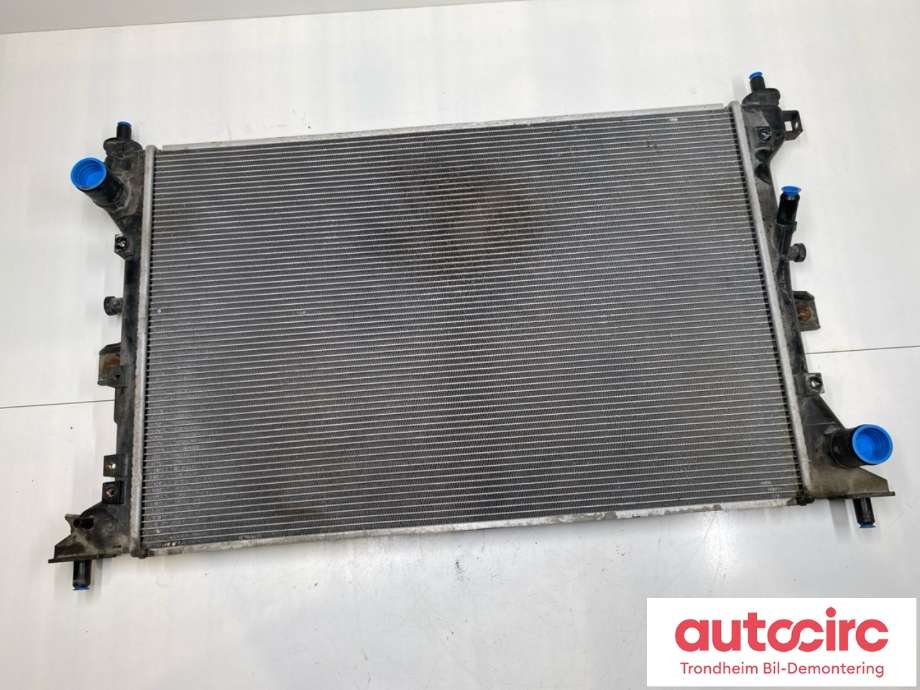Radiator (manuell gir) til Suzuki Vitara, 2015-->> (Type IV)  (1770062M00)