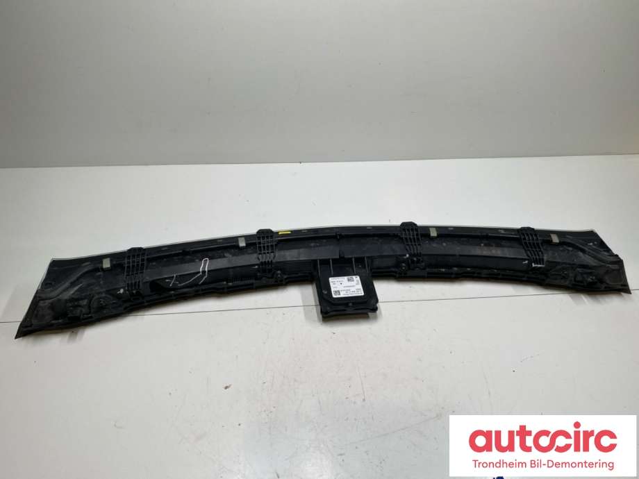 Frontlykt midtre til Mercedes EQS 2021-->> (V297) (V297) (REDUSERT PRIS|A2979064700|A2979064603|)