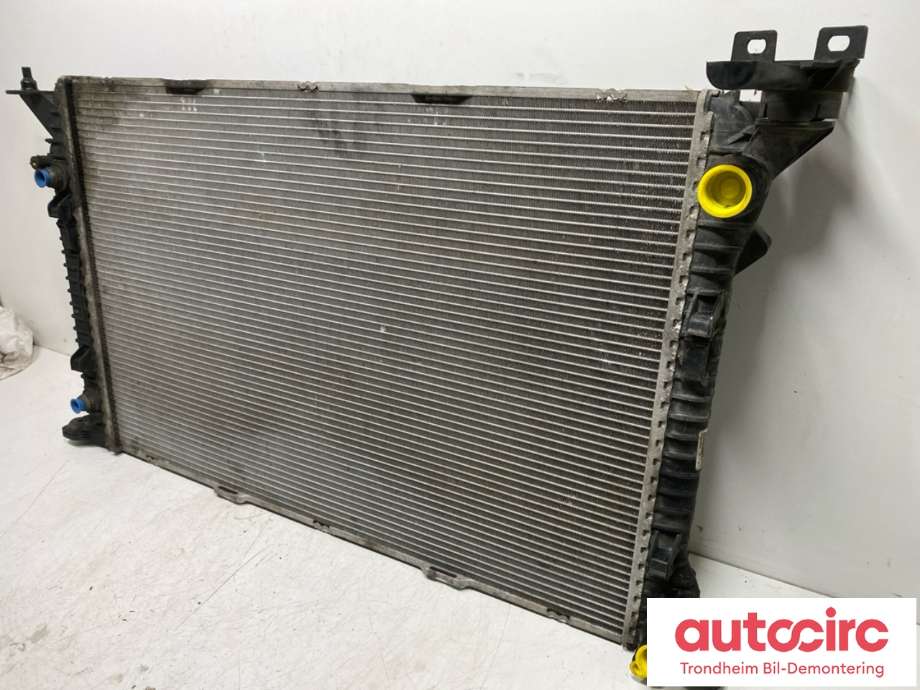 Radiator (automat gir) til Audi A4 2007-2014 (Type IV) (B8) (B8) (8K0 121 251 AJ|)