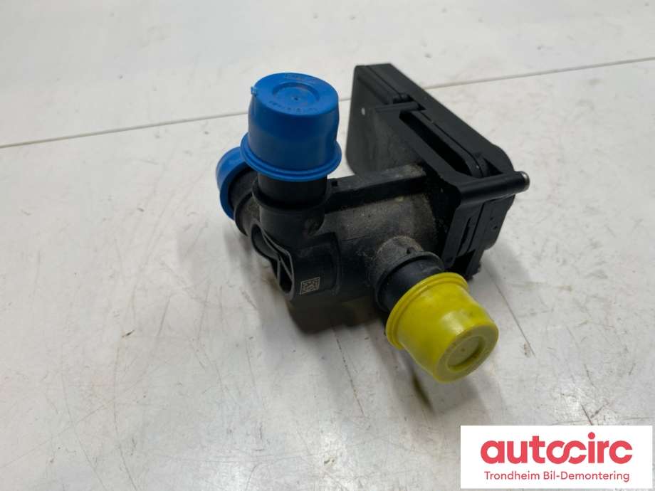 Ventil vann til Volvo EX30 2023-->> (80001490|)