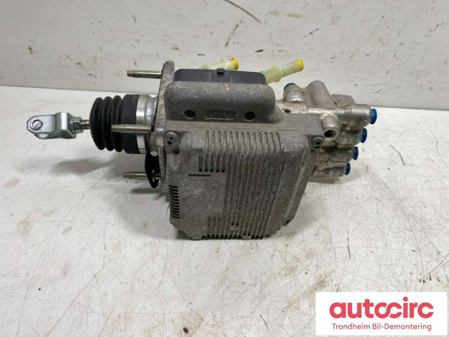 ABS sentral til Toyota Yaris 2014-2020 (Type III, Fase 2) (4705052370|)
