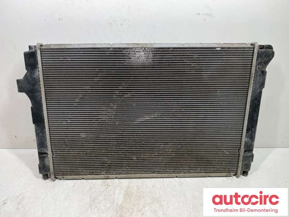 Radiator (automat gir) til Toyota Yaris 2014-2020 (Type III, Fase 2)  (1640021330|)