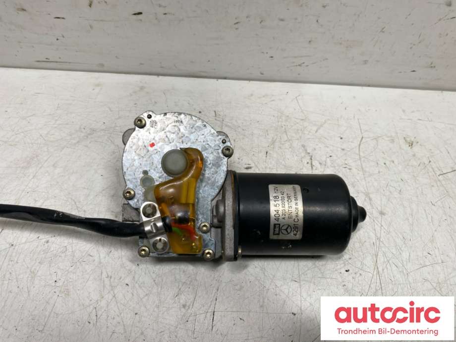 Viskermotor frontrute til Mercedes C-Klasse 2000-2004 (Fase 1) (W203) (W203) (A 203 820 03 42|)