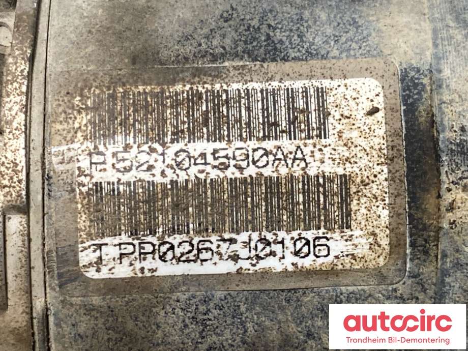 Drivaksel høyre foran, diesel/automat til Jeep Commander 2006-2009  (52104590AA|)