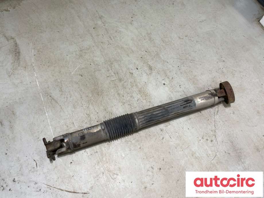 Mellomaksel bakre til Jeep Commander 2006-2009  (52853003AF|)