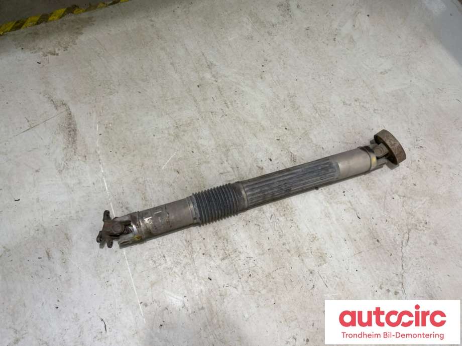 Mellomaksel bakre til Jeep Commander 2006-2009  (52853003AF|)