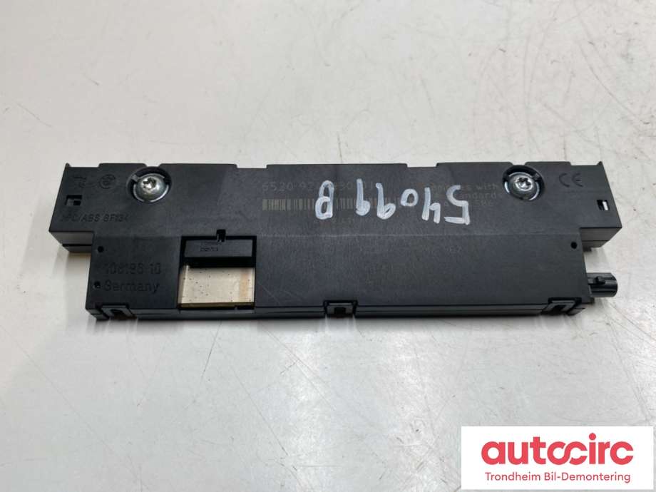 Antenne forsterker til BMW 5-Serie, 2010-2017 (F10/F11) (F10/F11) (9247130)