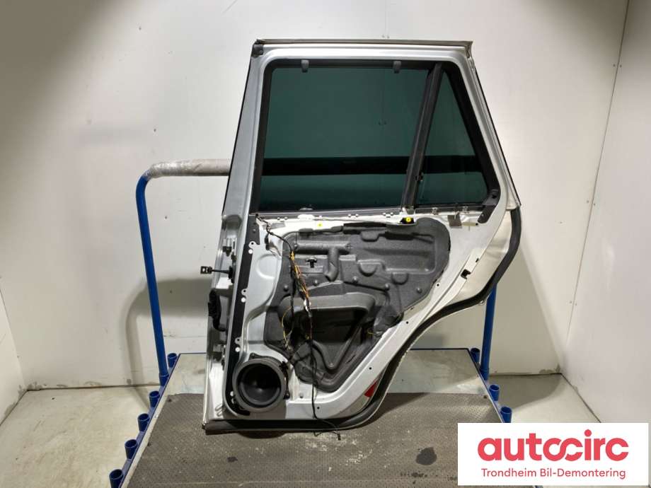 Dør høyre bak til BMW X5 2000-2006 (E53) (E53) (41528256828|41 52 8 256 828|)