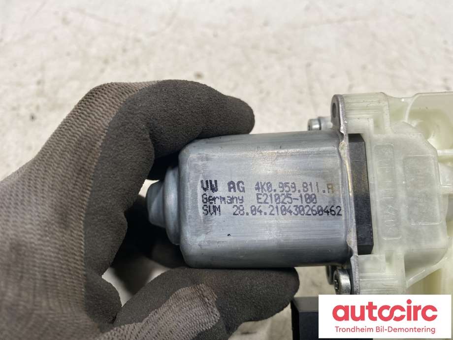 Ruteheis, kun motor, venstre foran til VW ID.4 2020-->>  (4K0 959 811 A|)