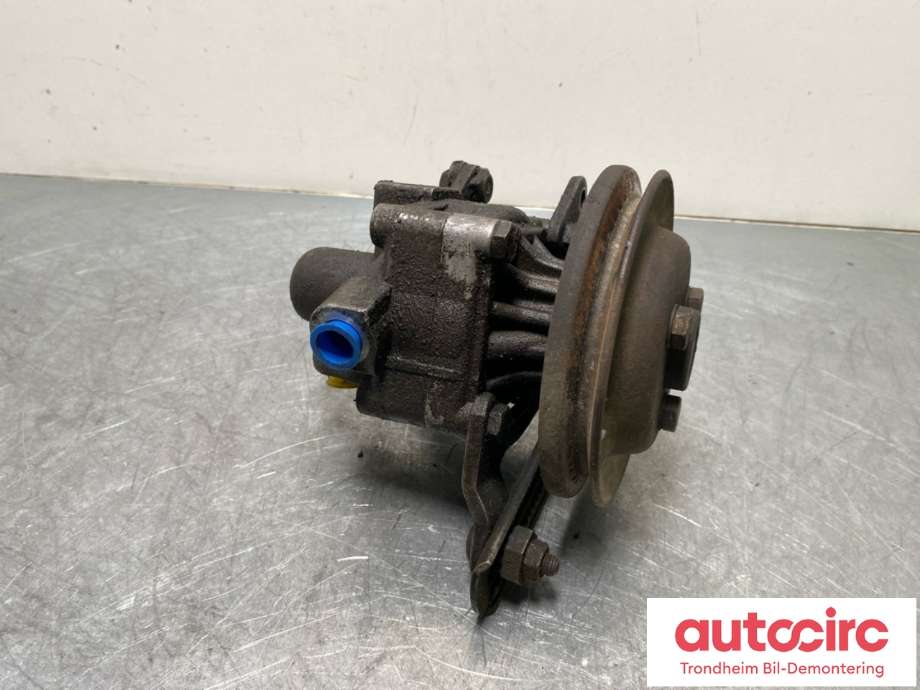 Servo pumpe mekanisk til BMW 3-Serie, 1983-1993 (E30) (E30) (32411133969)