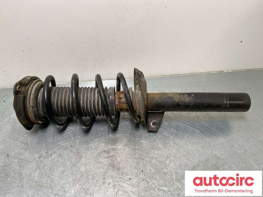 Fjærbein høyre foran til VW Golf VI 2008-2012  (1K0413031BG|1K0413031EE|)