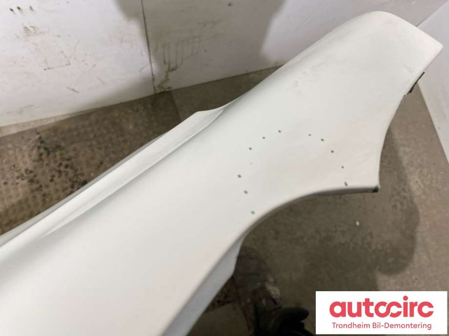 Skjerm høyre foran til Nissan Qashqai 2010-2014 (Type I, Fase 2) (F3100BR0MA|)