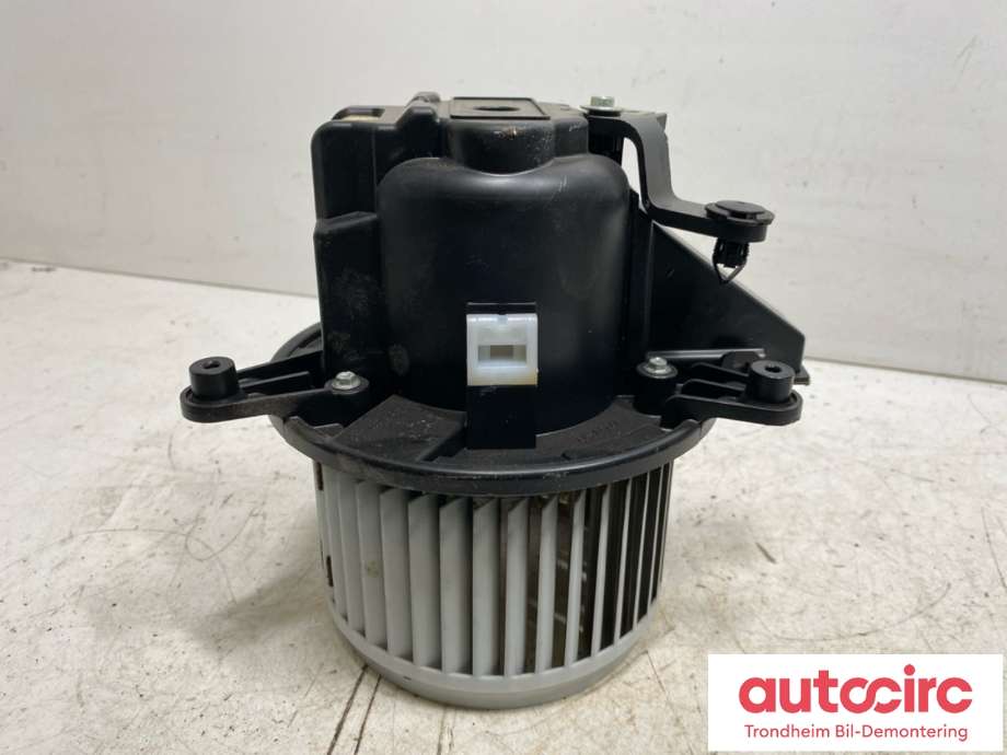 Varmeapparat motor til Alfa Romeo Stelvio 2017-->>  (77368011|)