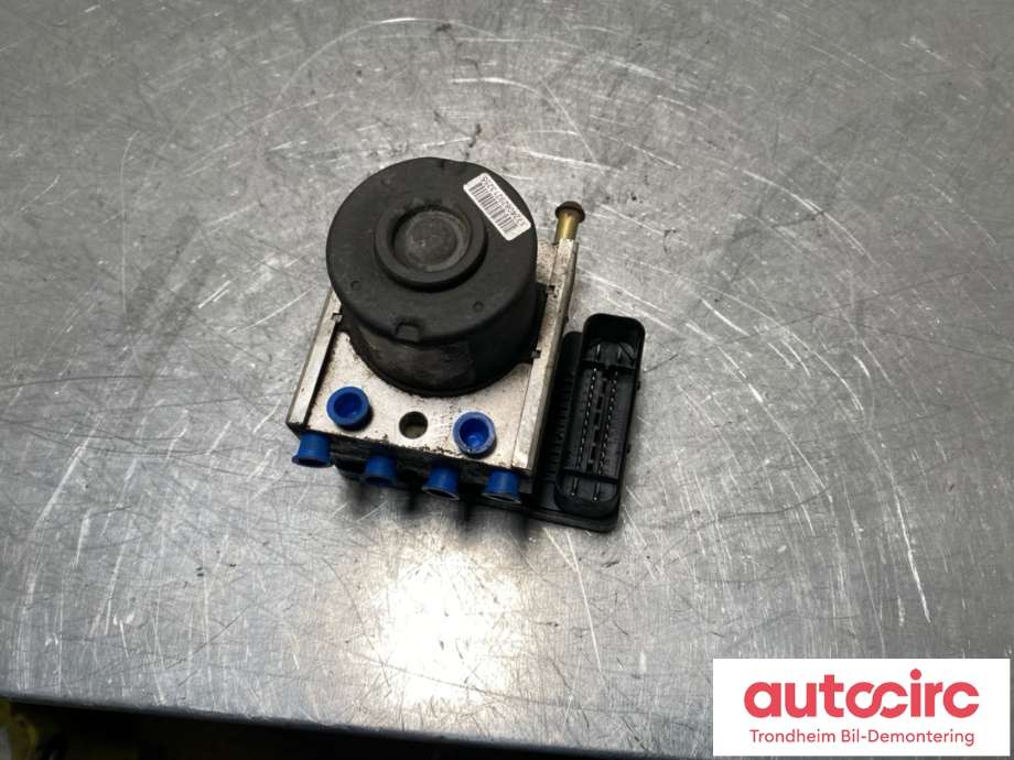 ABS sentral til Suzuki Grand Vitara, 2005-2015 (Type III)  (5611064JC1)