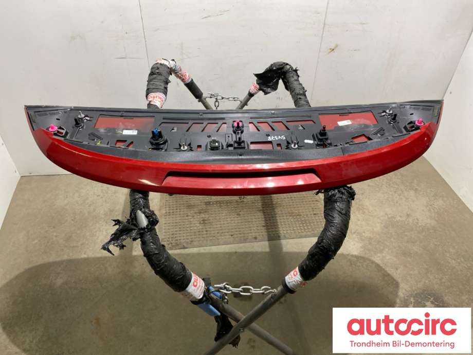 Spoiler bakluke til Mercedes EQA 2021-->>  (A 247 790 18 00|A 247 790 21 00|)