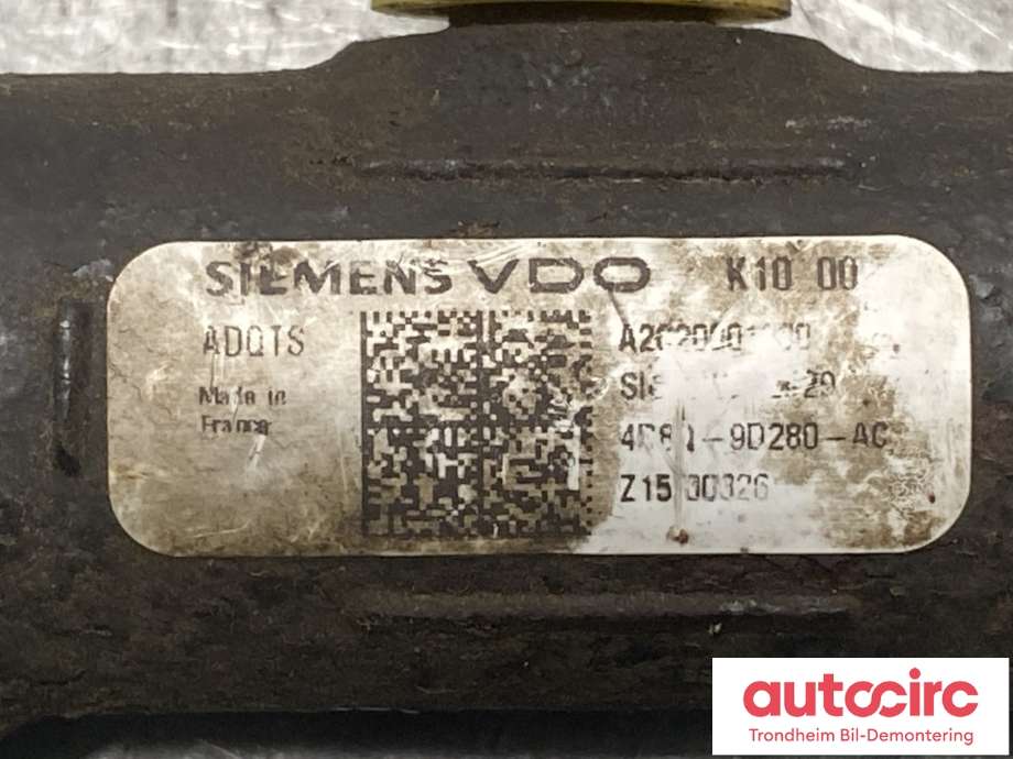 Dyseskinne (fuelrail) til Land Rover Range Rover Sport 2005-2013  (SIEMENS/VDO|4R8Q9D280AC|1369551|)