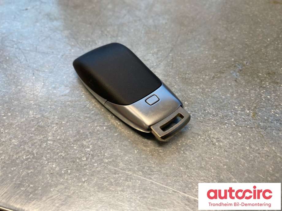Nøkkel til Mercedes EQA 2021-->> (A1779056804|A1779051008|)