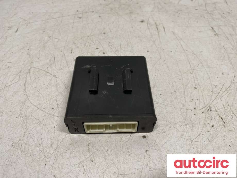 Styreenhet lys (LCM - Light Control Module) til Suzuki SX4 S-CROSS 2013-->> (Type II) (KOITO|3862061M00|38625-61-M00|35600-59260)