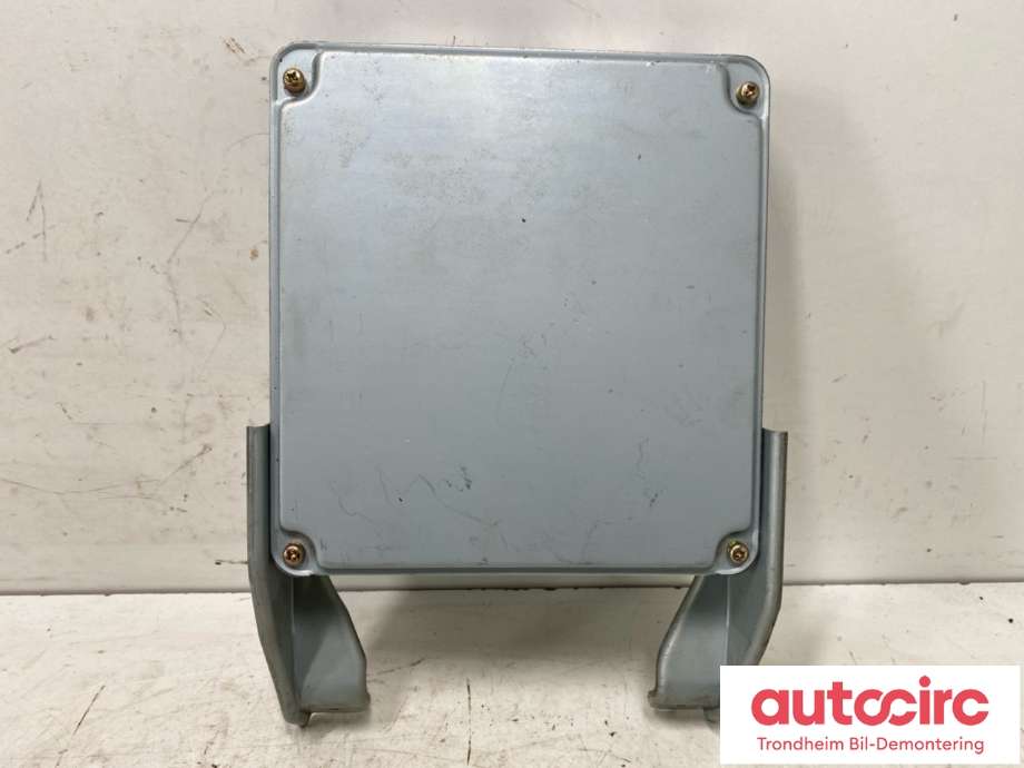 Styreenhet motor til Toyota Land Cruiser 90 1996-2002  (8966660511|)
