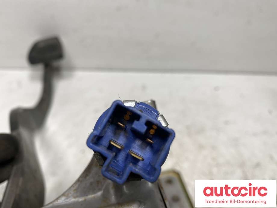 Pedal brems til Toyota Land Cruiser 90 1996-2002  (4710160260|)