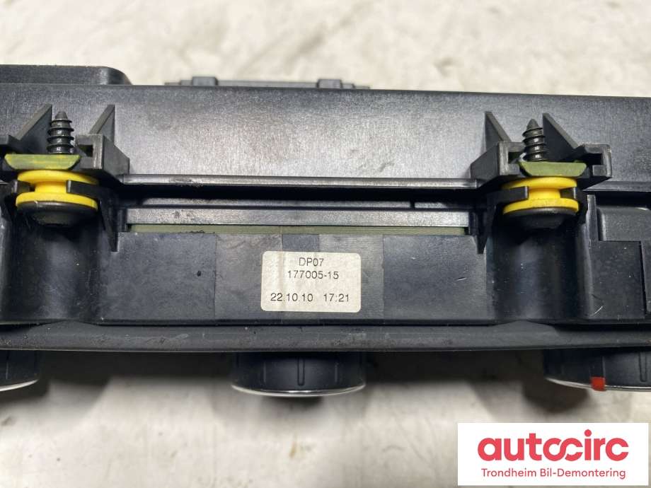 Varmeapparat betjening til VW Transporter / Caravelle 2009-2015 (Fase 2) (T5) (T5) (7E5 907 047 AG|)
