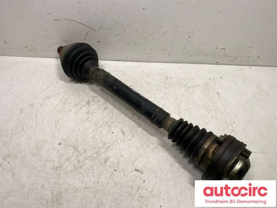 Drivaksel høyre foran, diesel/manuell til VW Passat 2005-2010 (B6) (B6) (1K0407272CR|1K0407452TX|)
