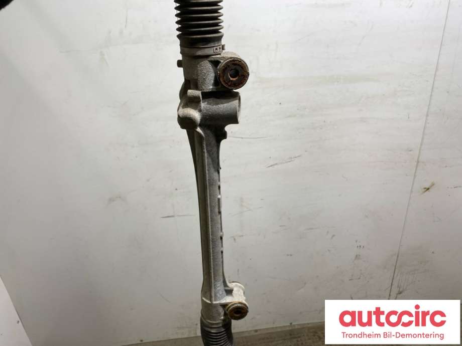 Tannstang til Toyota Yaris 2012-2014 (Type III, Fase 1) (45500-0D270|45510-52360|)