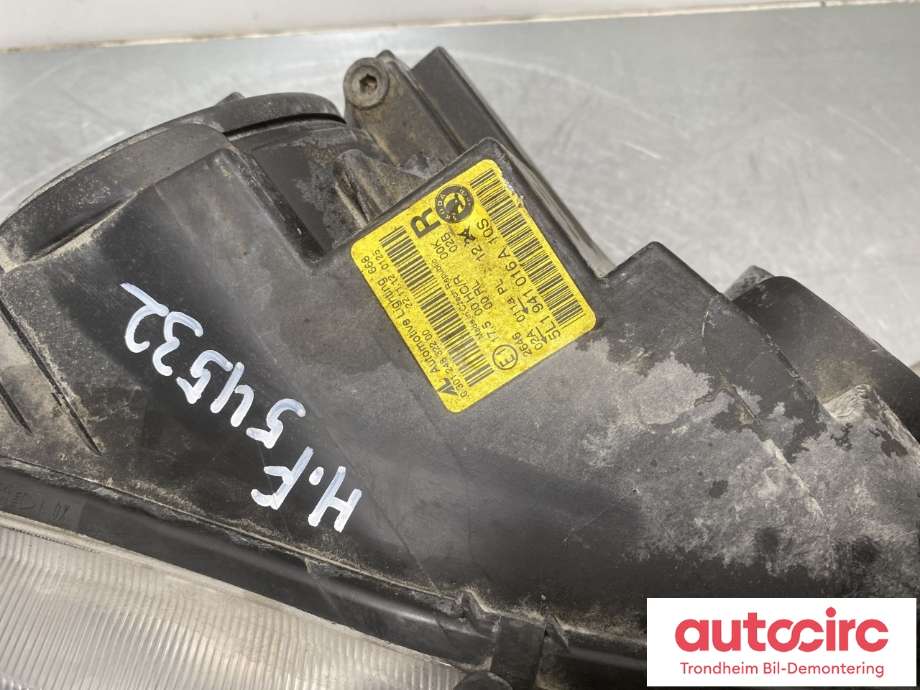 Frontlykt høyre halogen til Škoda Yeti 2009-2013 (Fase 1)  (5L1941016A|5L1941018A|)