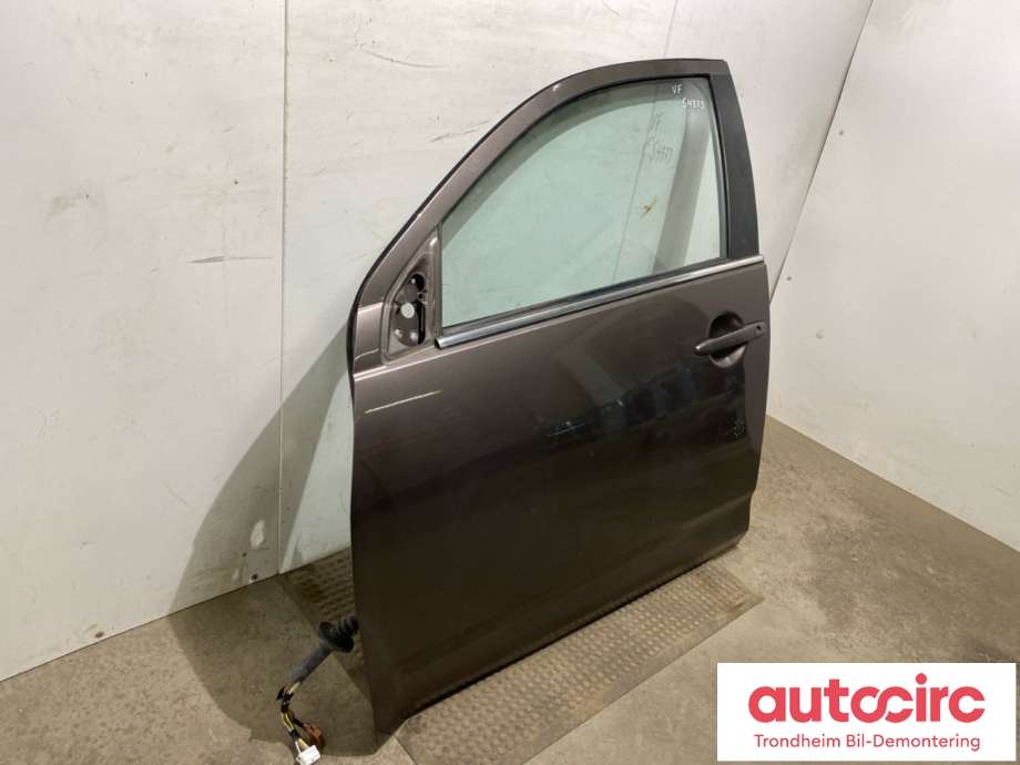 Dør venstre foran til Mitsubishi Outlander 2010-2012 (Type II, Fase 2)  (5700B395|5700A275|)